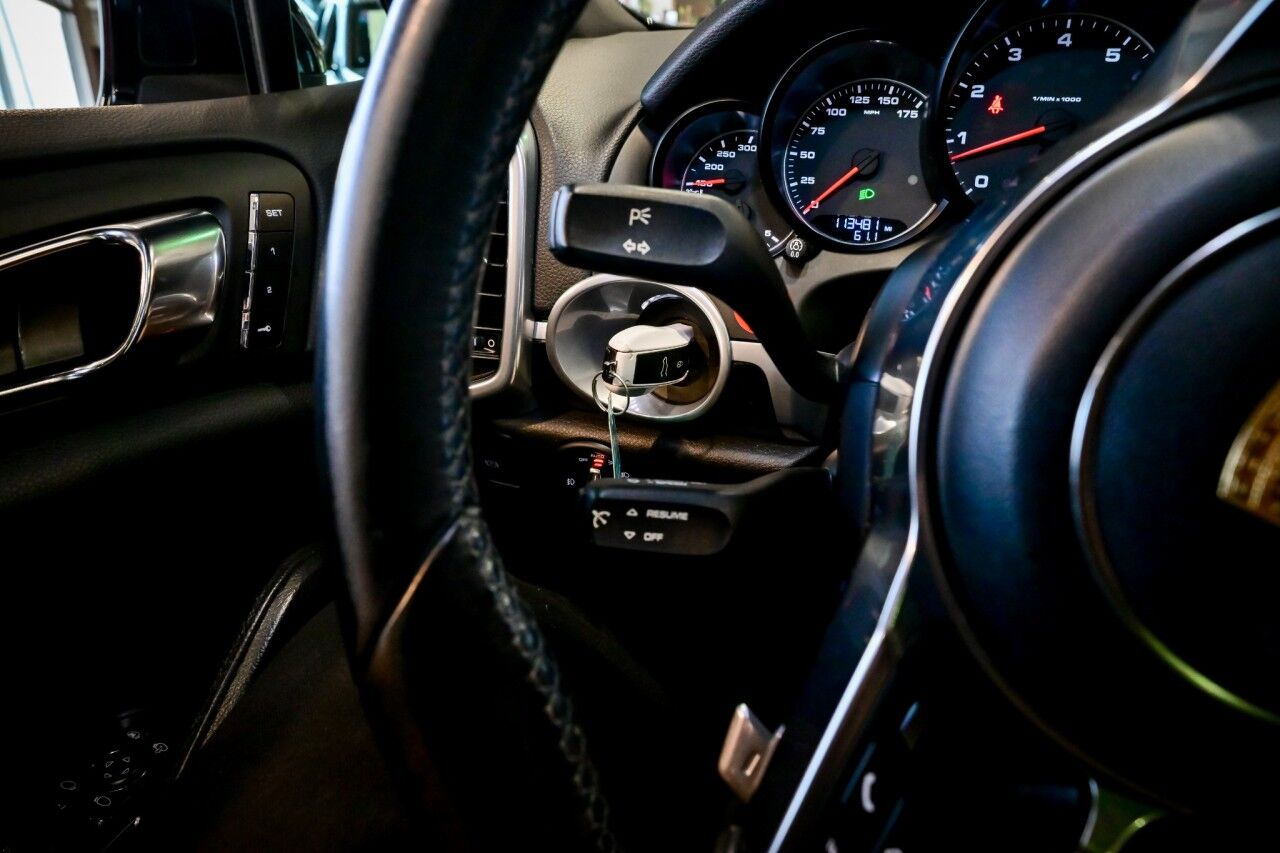 2016 Porsche Cayenne AWD, Premium Pkg, Infotainment Bose Pkg Springfield NJ