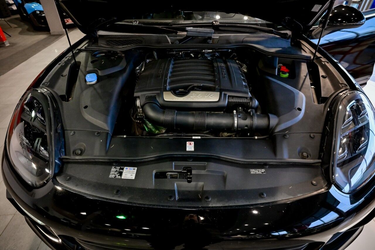 2016 Porsche Cayenne AWD, Premium Pkg, Infotainment Bose Pkg Springfield NJ