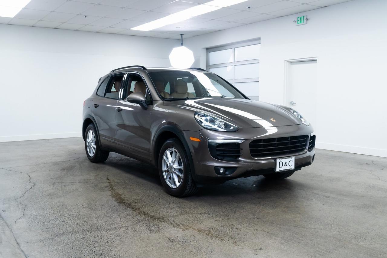 2016 Porsche Cayenne Base Heated Seats Back-Up Camera Moonroof Portland OR