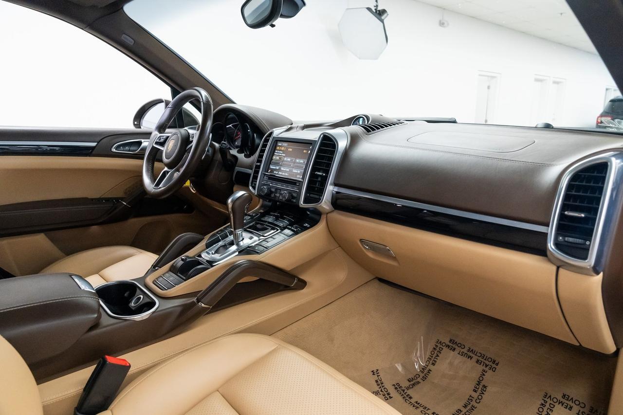 2016 Porsche Cayenne Base Heated Seats Back-Up Camera Moonroof Portland OR