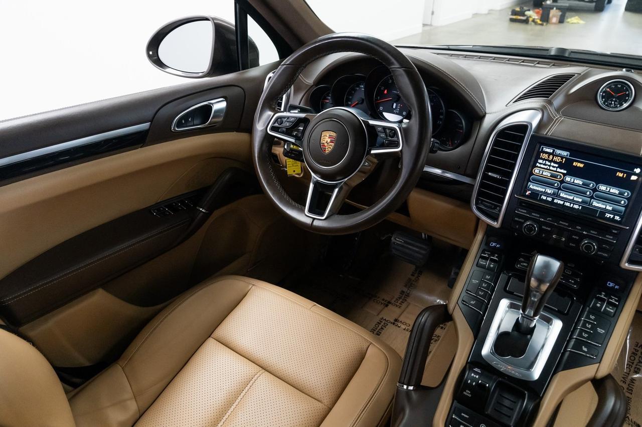 2016 Porsche Cayenne Base Heated Seats Back-Up Camera Moonroof Portland OR