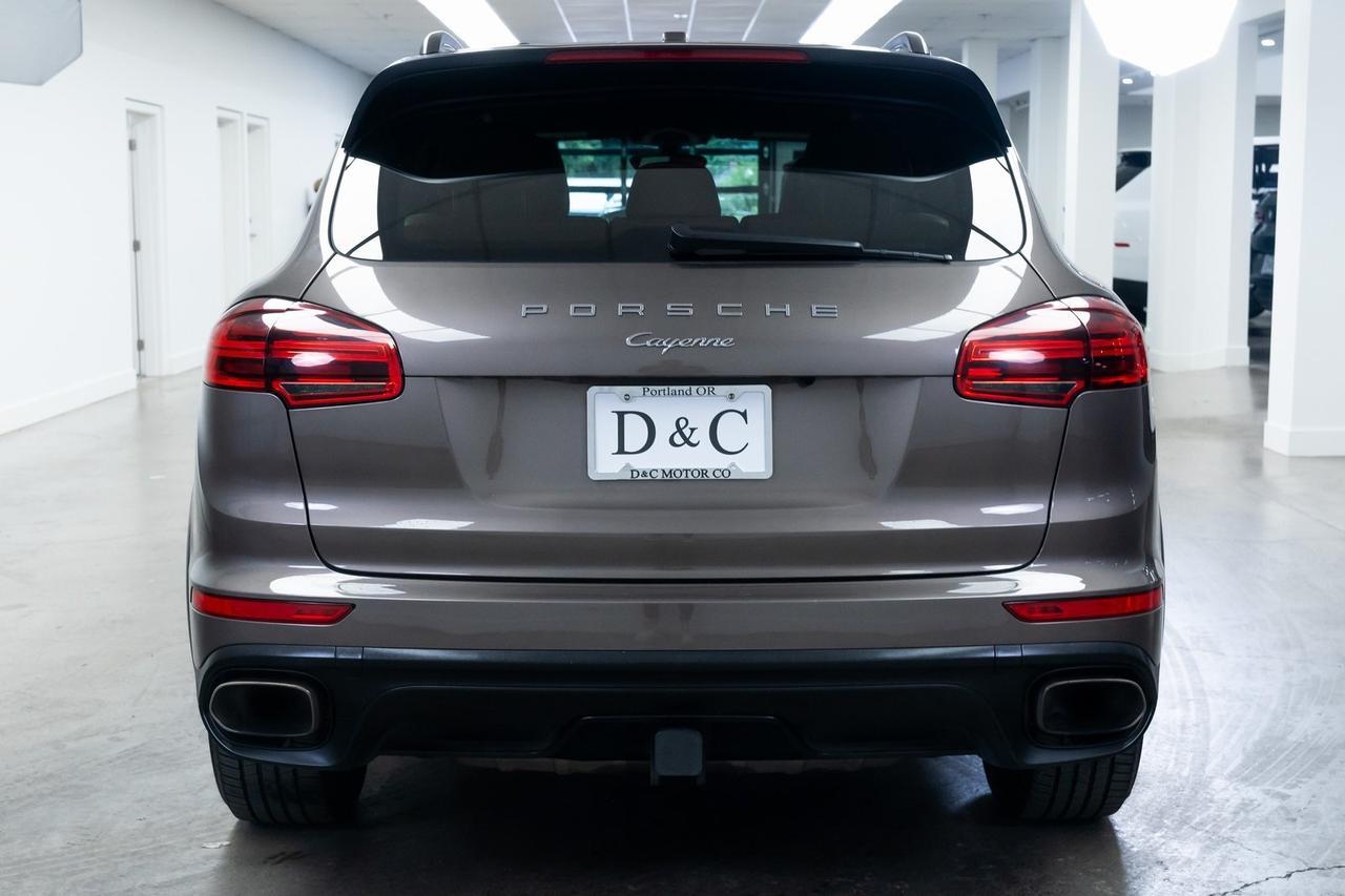 2016 Porsche Cayenne Base Heated Seats Back-Up Camera Moonroof Portland OR