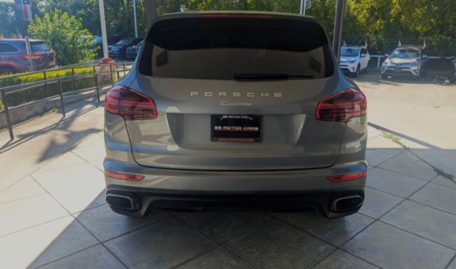 2016 Porsche Cayenne Base