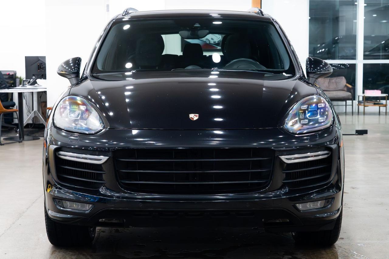 2016 Porsche Cayenne GTS