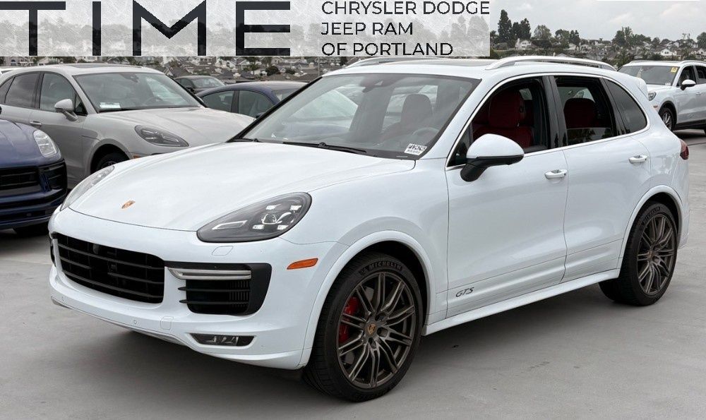 2016 Porsche Cayenne GTS