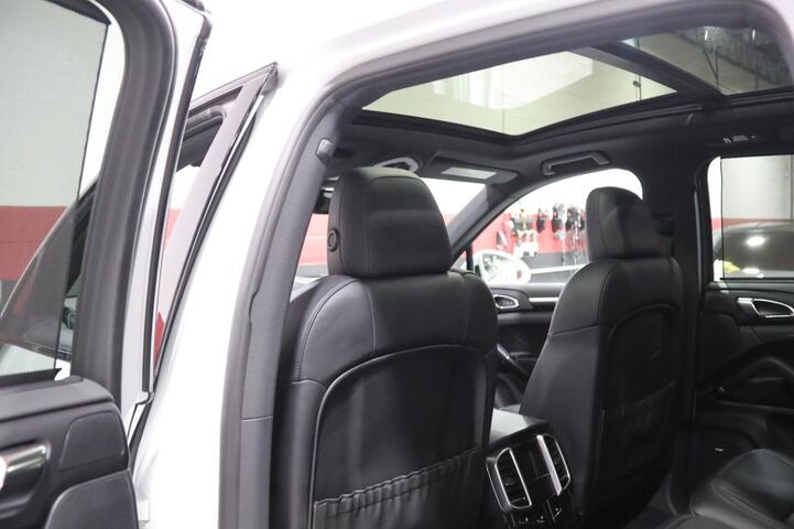2016 Porsche Cayenne V6 AWD 4dr Suv Chicago IL
