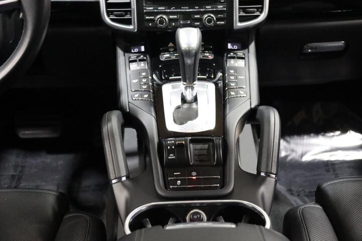 2016 Porsche Cayenne V6 AWD 4dr Suv Chicago IL