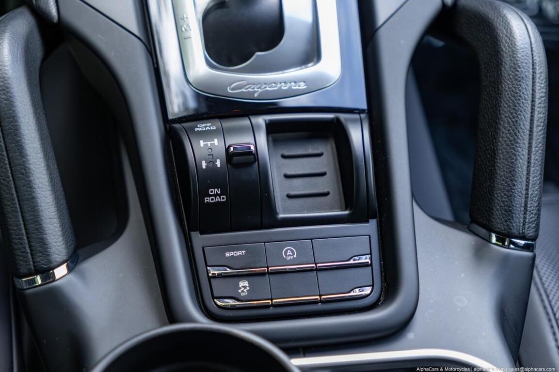 2016 Porsche Cayenne VR6 Premium Pkg Plus Boston MA