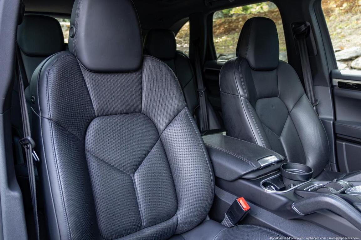 2016 Porsche Cayenne VR6 Premium Pkg Plus Boston MA
