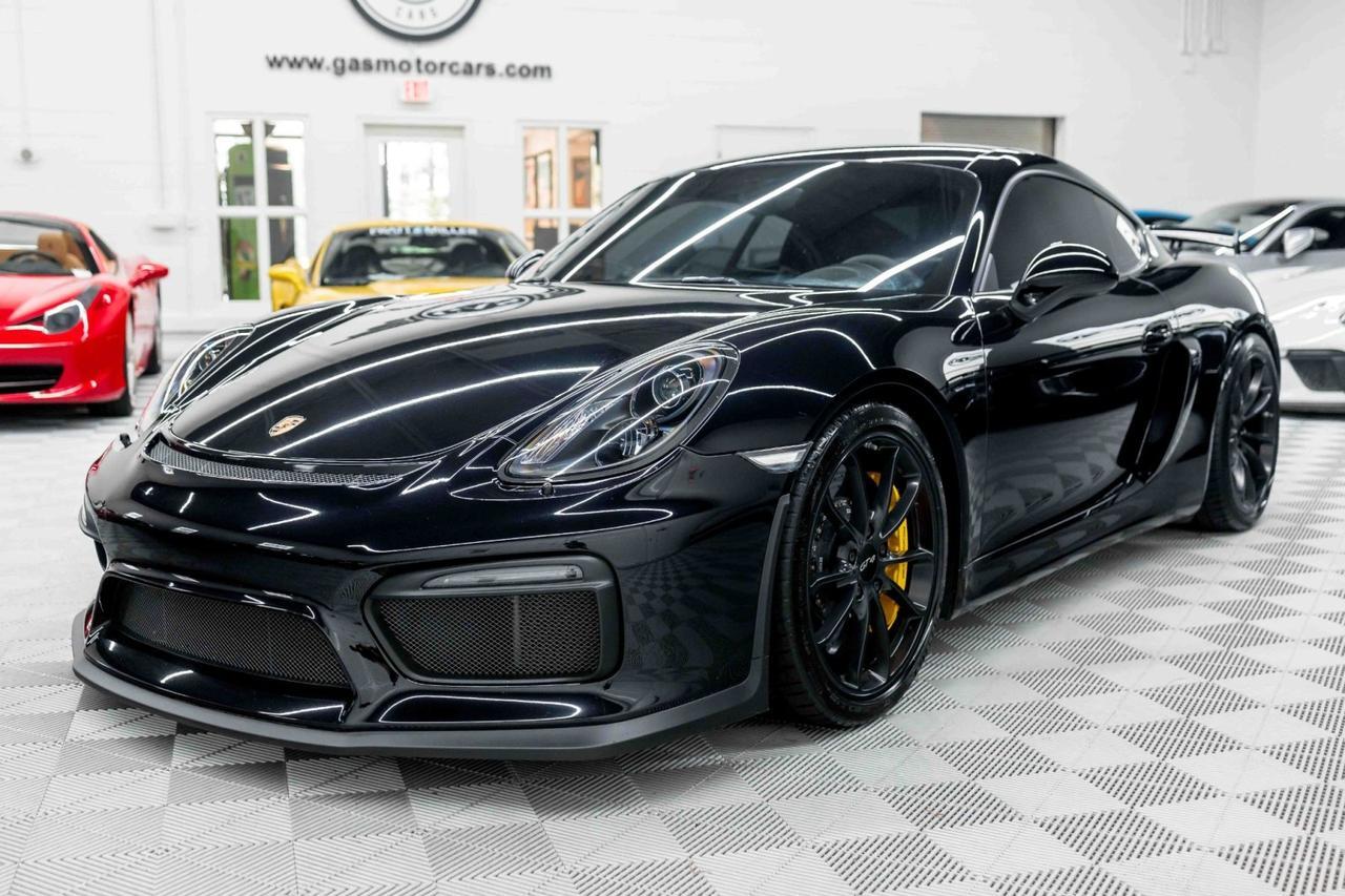2016 Porsche Cayman GT4