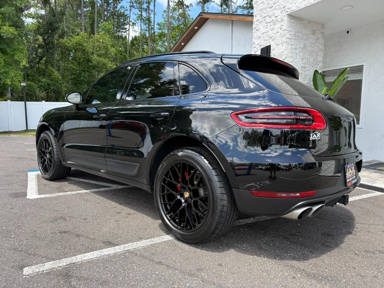 2016 Porsche Macan AWD 4dr S