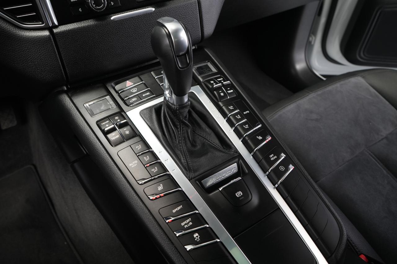 2016 Porsche Macan AWD S 1-Owner West Chester PA