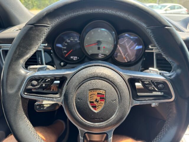 2016 Porsche Macan S Gaston SC