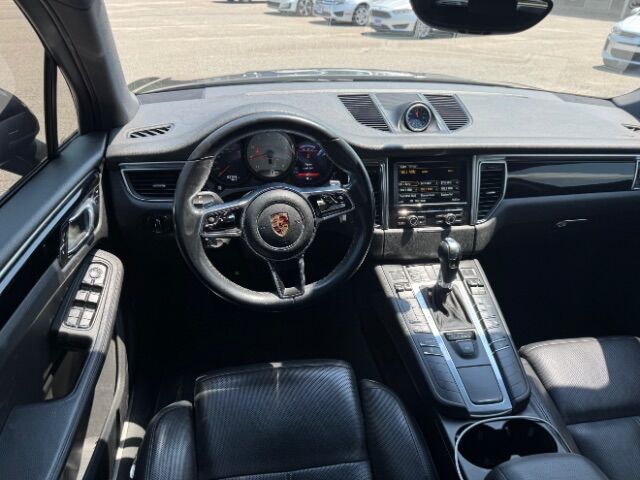 2016 Porsche Macan S Gaston SC