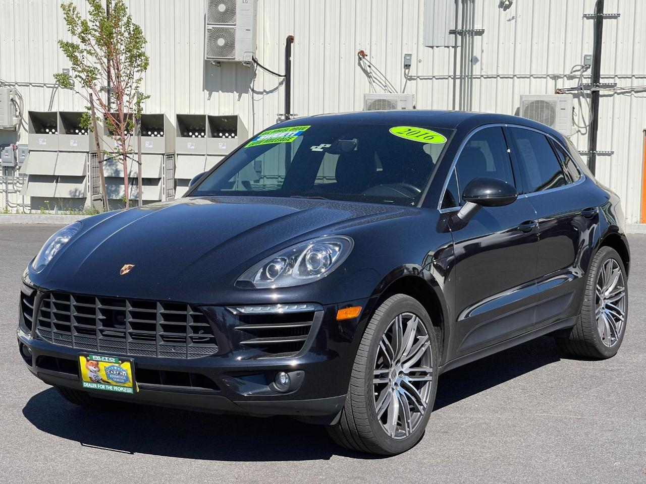2016 Porsche Macan