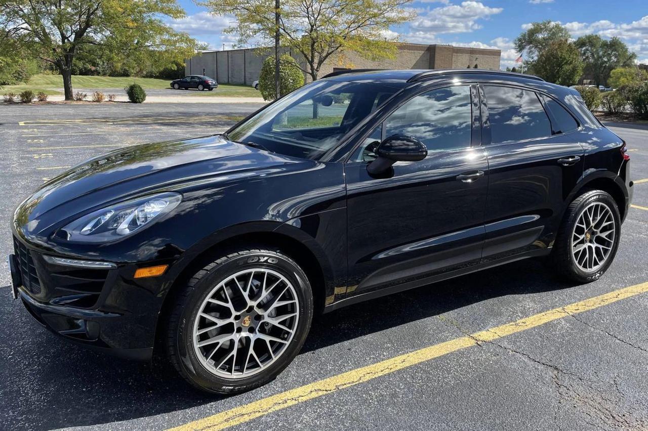 2016 Porsche Macan S Sport Utility 4D