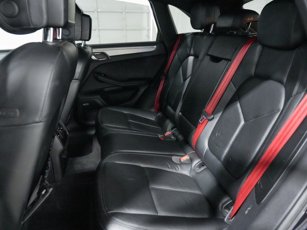 2016 Porsche Macan S Tigard OR