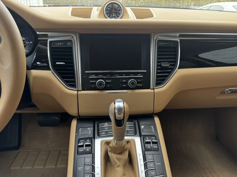 2016 Porsche Macan S Willow Grove PA