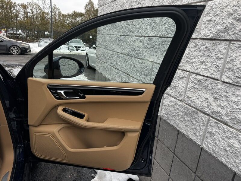 2016 Porsche Macan S Willow Grove PA