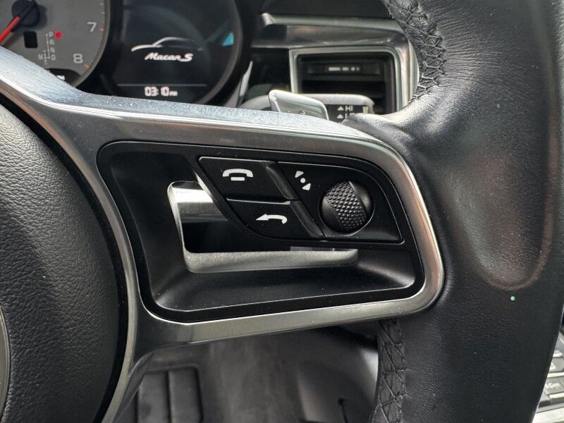 2016 Porsche Macan S Willow Grove PA