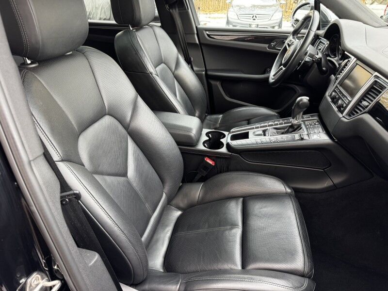 2016 Porsche Macan S Willow Grove PA