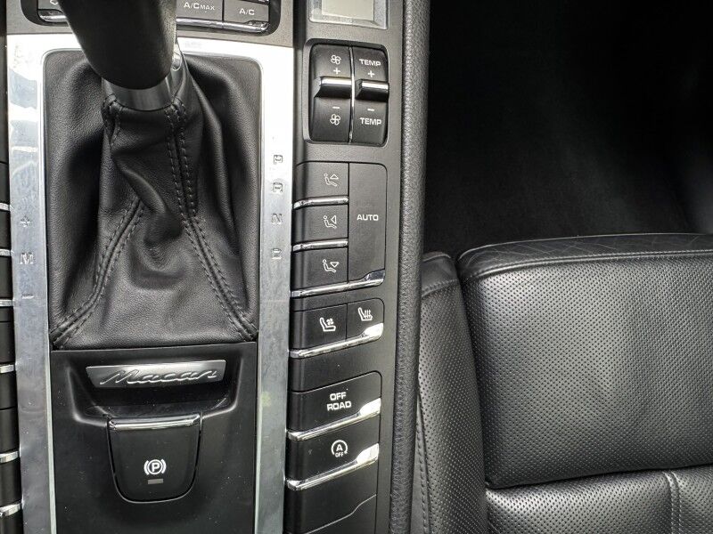 2016 Porsche Macan S Willow Grove PA