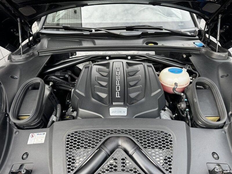 2016 Porsche Macan S Willow Grove PA