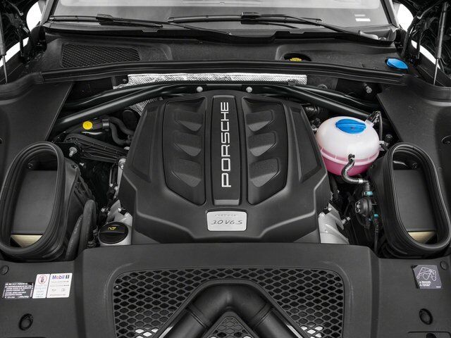 2016 Porsche Macan S Winder GA