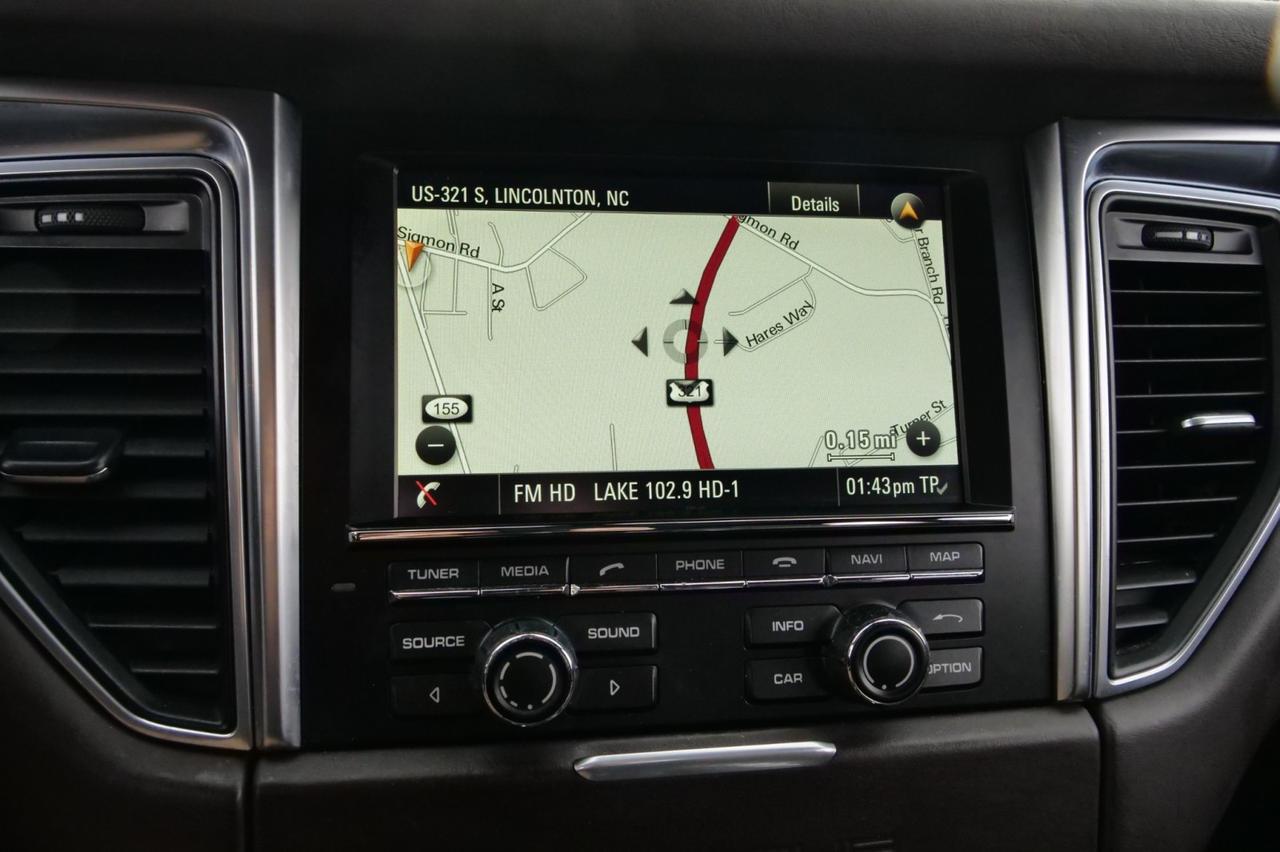 2016 Porsche Macan Turbo / AWD / Espresso Interior / Premium PKG Plus! Lincolnton NC