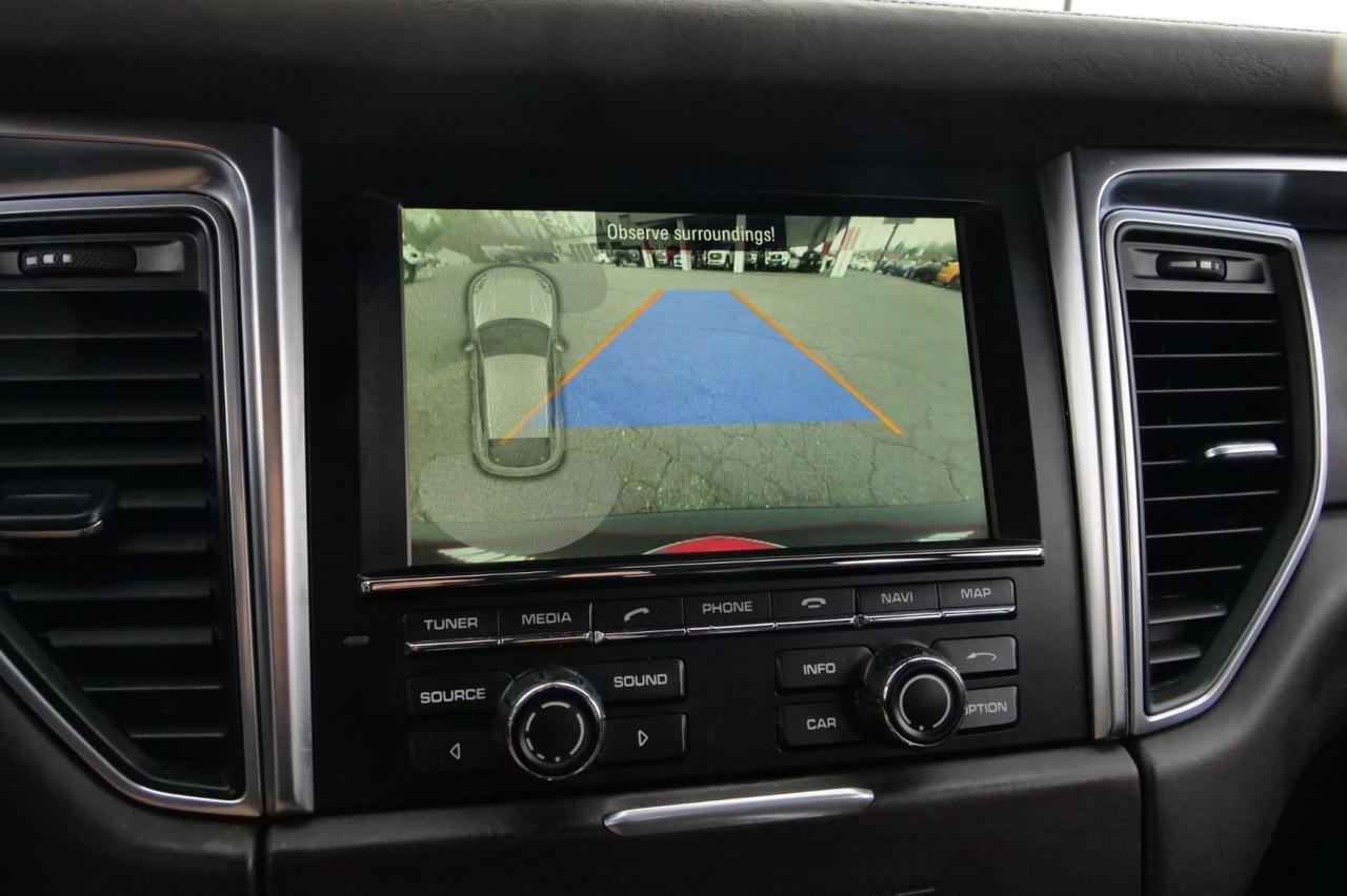 2016 Porsche Macan Turbo / AWD / Espresso Interior / Premium PKG Plus! Lincolnton NC