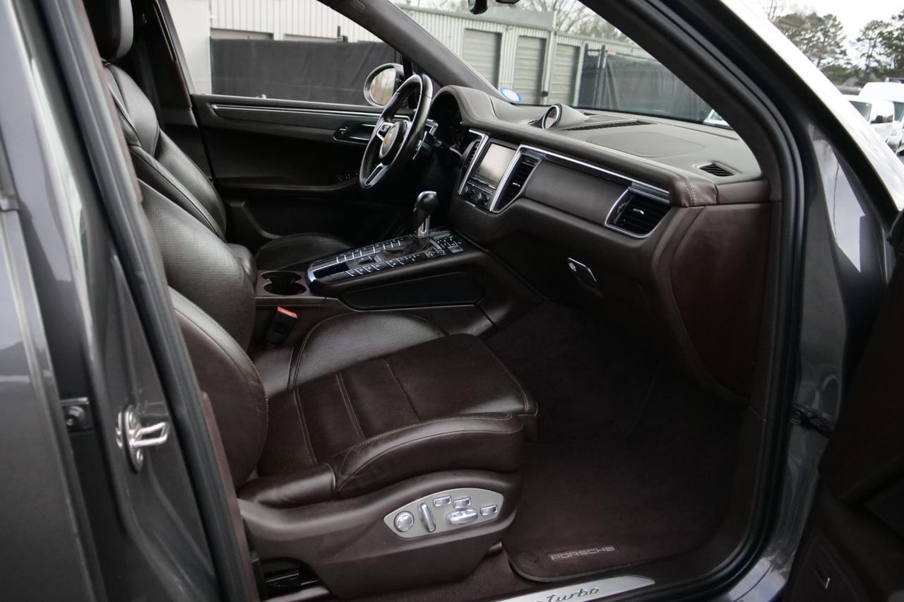 2016 Porsche Macan Turbo / AWD / Espresso Interior / Premium PKG Plus! Lincolnton NC