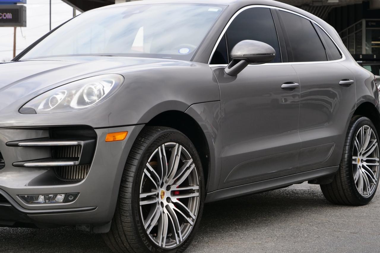 2016 Porsche Macan Turbo / AWD / Espresso Interior / Premium PKG Plus! Lincolnton NC