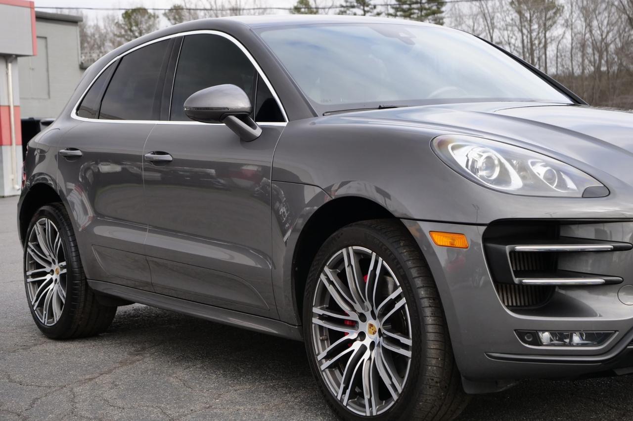 2016 Porsche Macan Turbo / AWD / Espresso Interior / Premium PKG Plus! Lincolnton NC