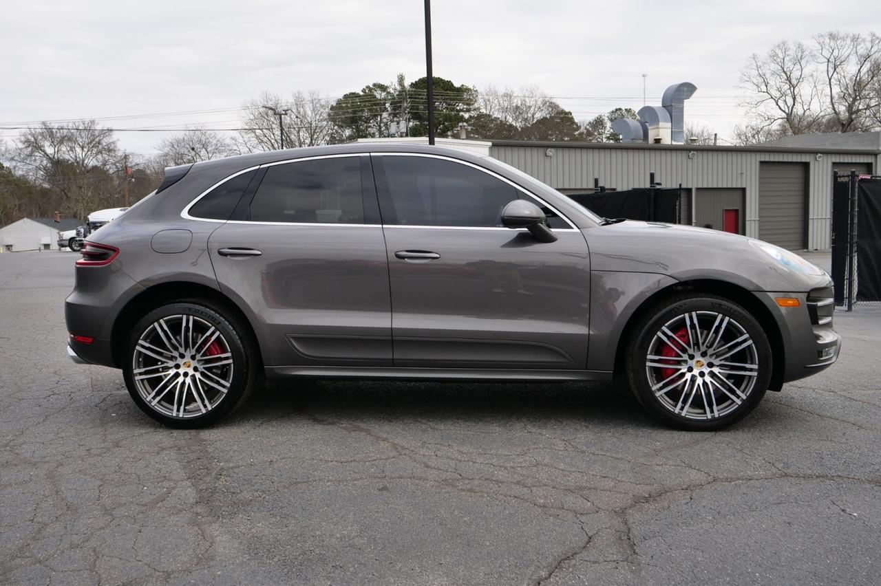 2016 Porsche Macan Turbo / AWD / Espresso Interior / Premium PKG Plus! Lincolnton NC