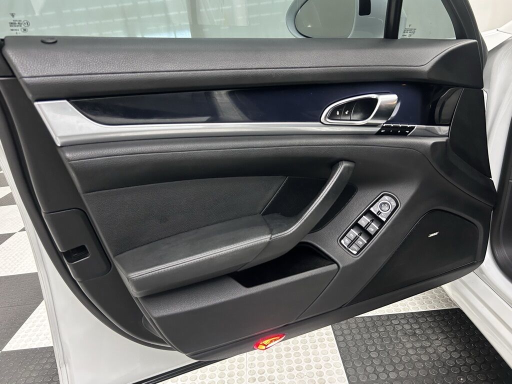 2016 Porsche Panamera Portland OR