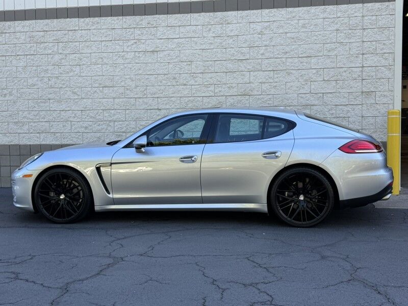 2016 Porsche Panamera 4 Edition Willow Grove PA