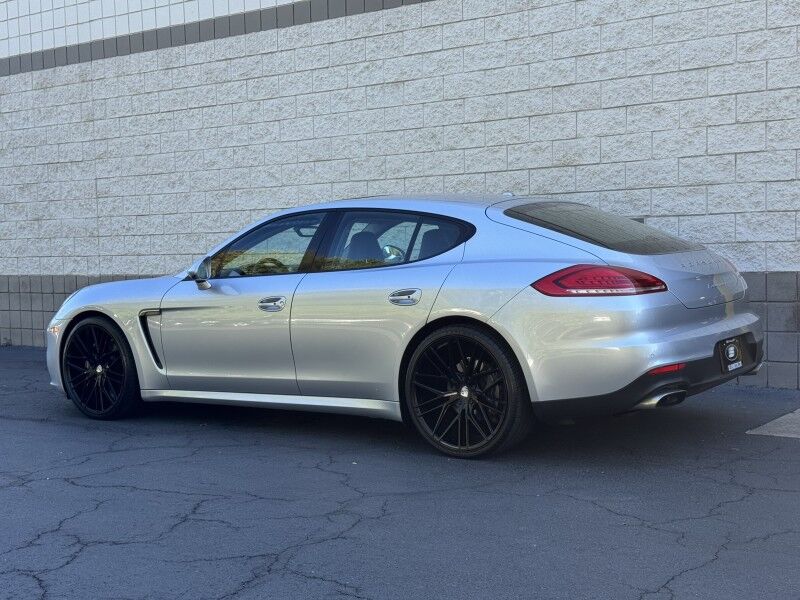 2016 Porsche Panamera 4 Edition Willow Grove PA
