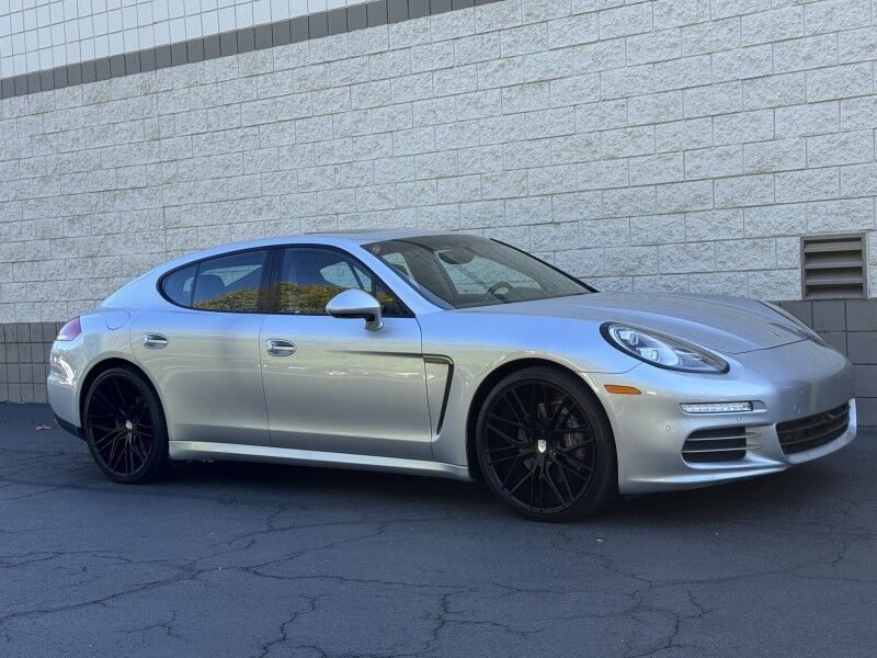 2016 Porsche Panamera 4 Edition Willow Grove PA