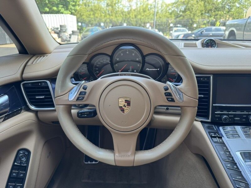 2016 Porsche Panamera 4 Edition Willow Grove PA