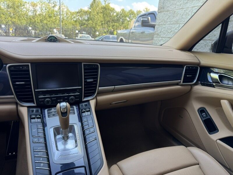 2016 Porsche Panamera 4 Edition Willow Grove PA