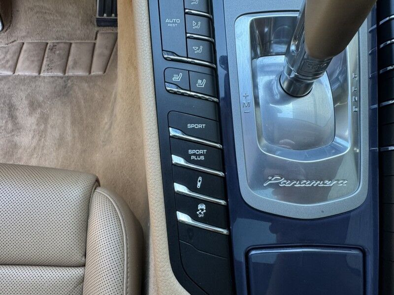 2016 Porsche Panamera 4 Edition Willow Grove PA