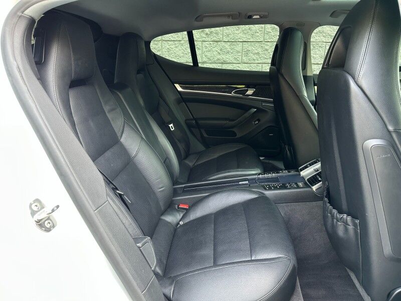 2016 Porsche Panamera 4 Edition Willow Grove PA