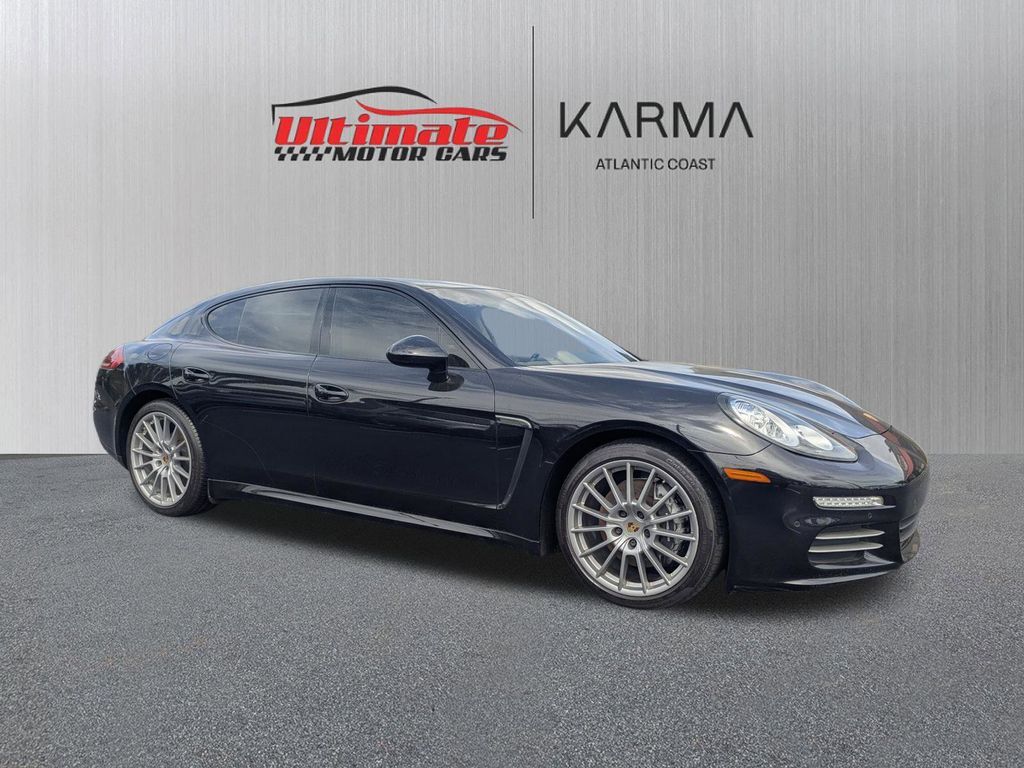 2016 Porsche Panamera 4