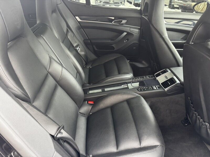2016 Porsche Panamera 4S Willow Grove PA