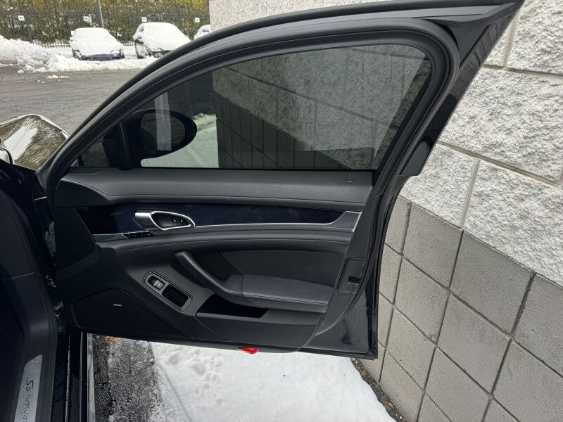 2016 Porsche Panamera 4S Willow Grove PA