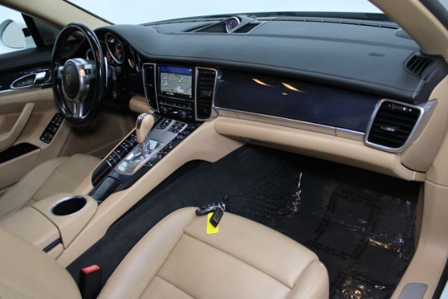 2016 Porsche Panamera Edition Chantilly VA