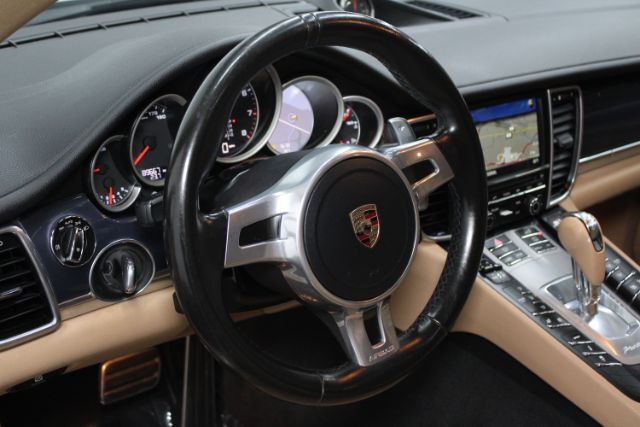 2016 Porsche Panamera Edition Chantilly VA