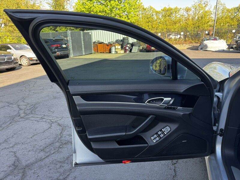2016 Porsche Panamera Edition Willow Grove PA