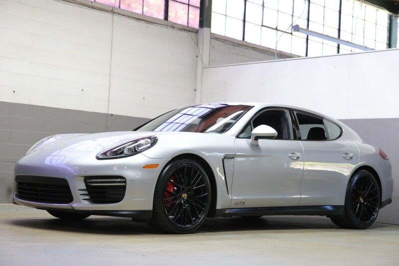2016 Porsche Panamera GTS