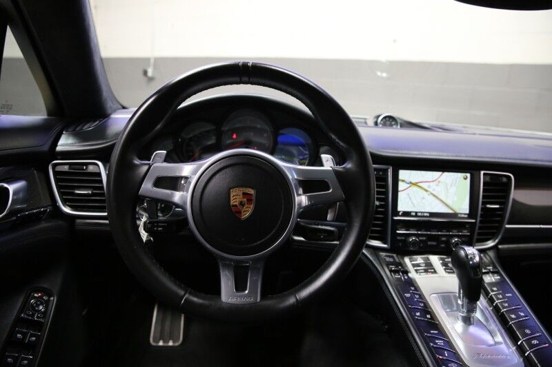 2016 Porsche Panamera GTS Plainview NY